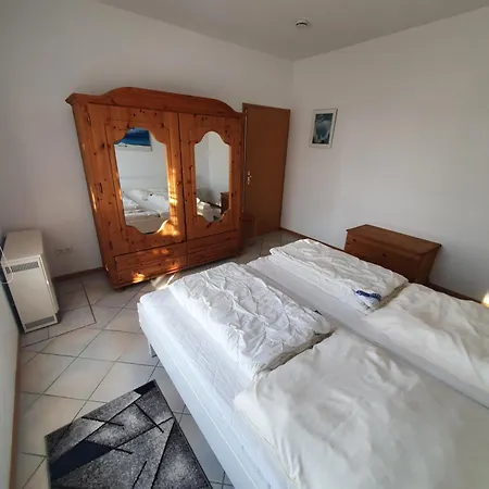 Haus Seeblick Insel Ruegen Lietzow